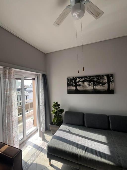 Maria'S Sunlit Apartment Pireusz Kültér fotó